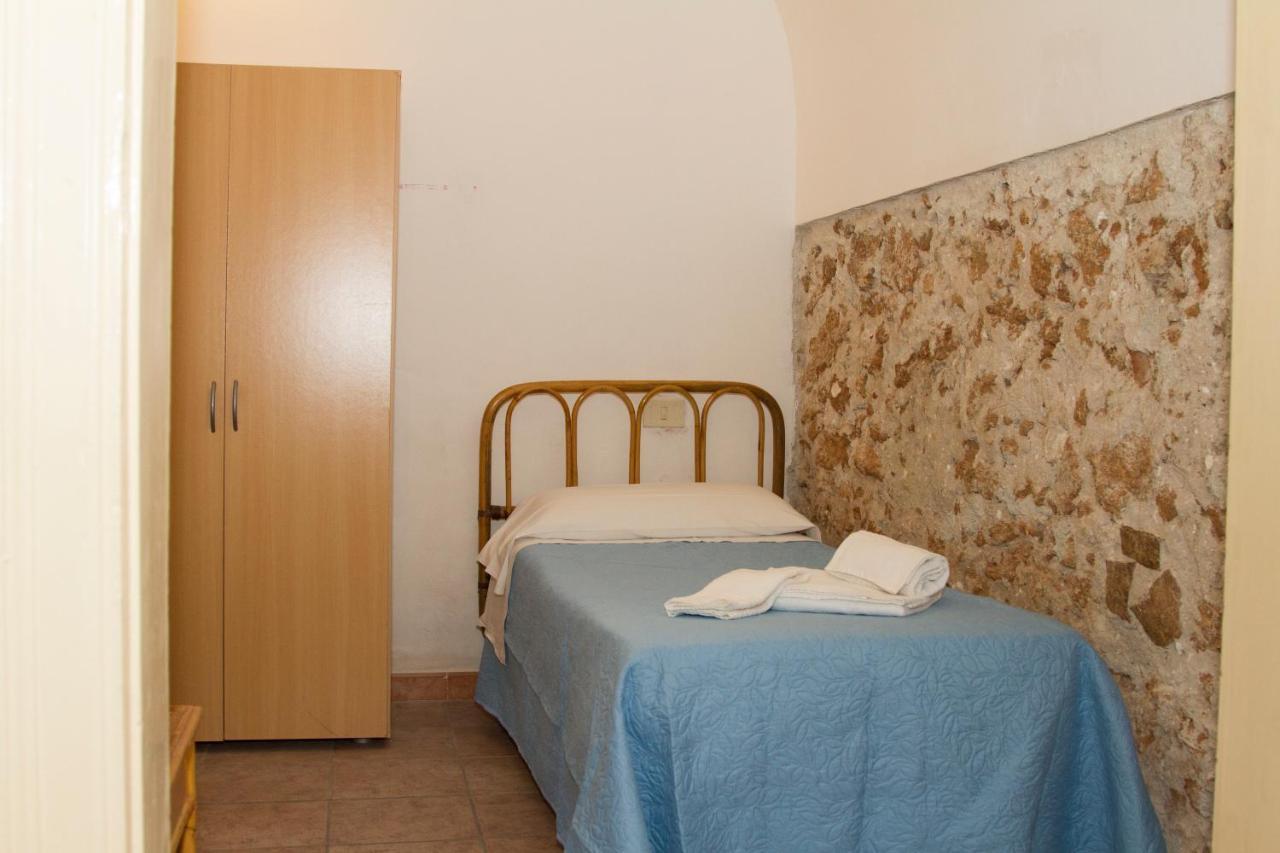 Terrasini 2000 Case Vacanza Экстерьер фото